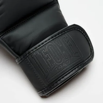 Перчатки для ММА Leone Black Edition S (GP121_Black_S)