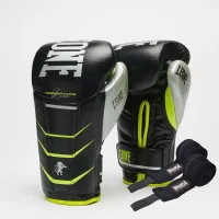Боксерські рукавички Leone GN110F Revo Fluo Black 12 унцій (GN110F_Black_12oz) Боксерські рукавички Leone GN110F Revo Fluo Black 12 унцій (GN110F_Black_12oz)