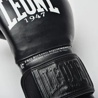 Боксерські рукавички Leone GN111 The Greatest Black 12 унцій (GN111_Black_12oz) Боксерські рукавички Leone GN111 The Greatest Black 12 унцій (GN111_Black_12oz)