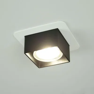 Точковий світильник Imperium Light R2-D2 9x4 см Чорний (30416.01.05) Точковий світильник Imperium Light R2-D2 9x4 см Чорний (30416.01.05)