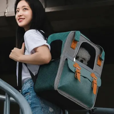 Сумка-рюкзак для перенесення котів і собак Urbankit Pet Carrier 41x30x21 см Зелений (PC-010-GR) Сумка-рюкзак для перенесення котів і собак Urbankit Pet Carrier 41x30x21 см Зелений (PC-010-GR)