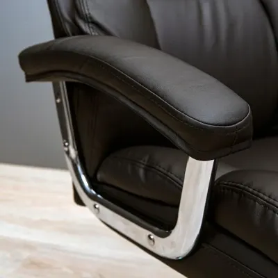 Офісне крісло керівника Richman ManhattanDesign Tilt М-1 Lord Чорний (rch_chr_00183) Офісне крісло керівника Richman ManhattanDesign Tilt М-1 Lord Чорний (rch_chr_00183)