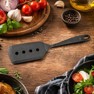 Лопатка Fiskars Essential 38 см Чорний (1065595) Лопатка Fiskars Essential 38 см Чорний (1065595)