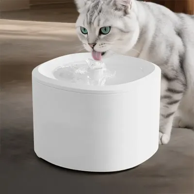 Поилка-фонтан Taotaopets TT-113322 3 л Белый (14590-97559) Поилка-фонтан Taotaopets TT-113322 3 л Белый (14590-97559)